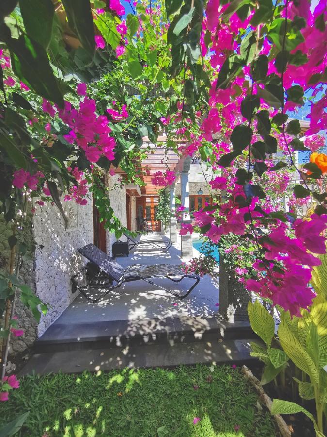 Artoria Dream Villas Bali นูซาดูอา ภายนอก รูปภาพ